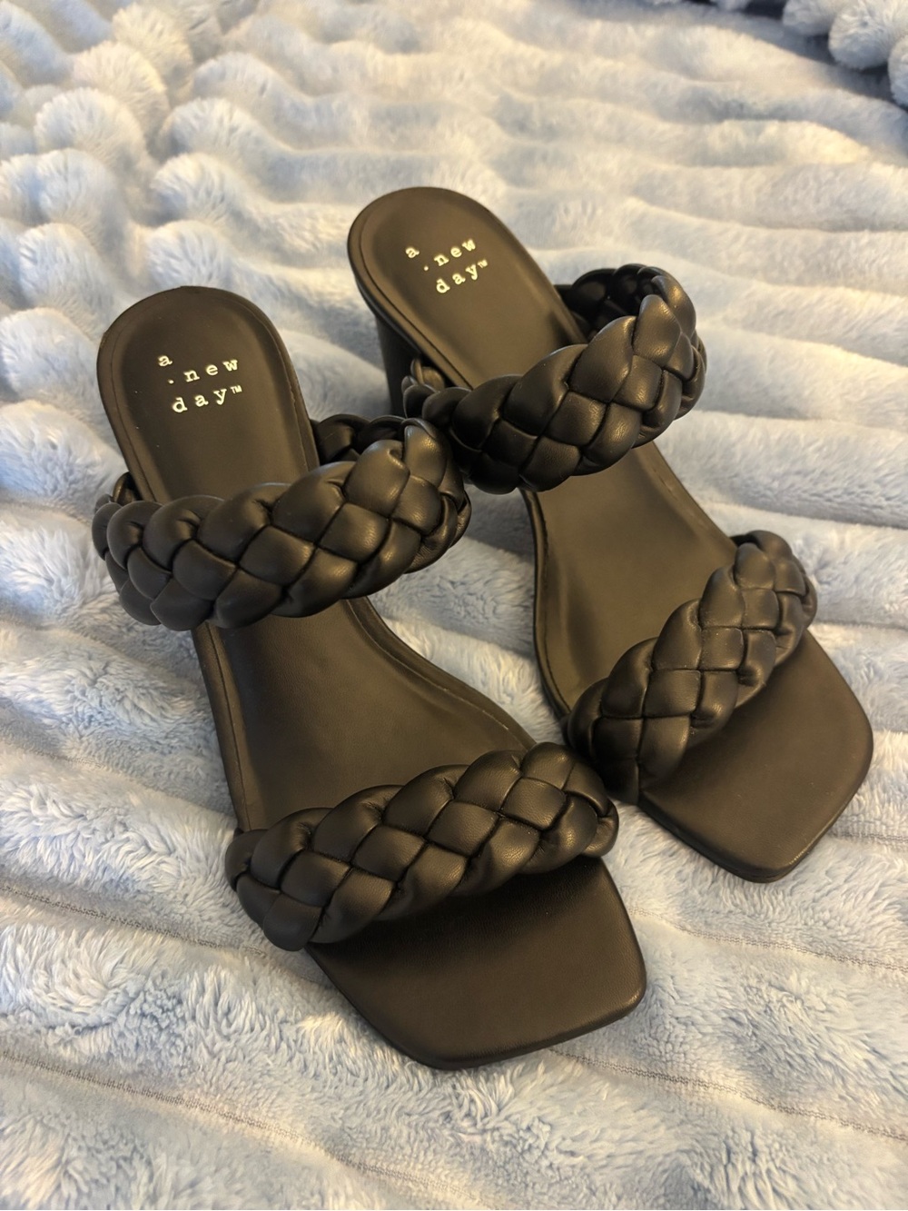 a new day NWOT Black Braided Slide Sandals – Women's Size 6.5
